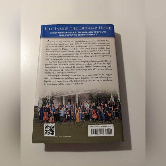 Growing Up Duggar - It's All About Relationships - Hardcover Book - Preowned - Picture 2 of 9